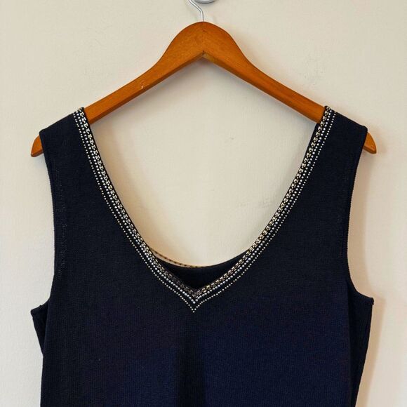 St. John Evening Embellished Black Dress with Necklace Size 6 - Picture 7 of 8